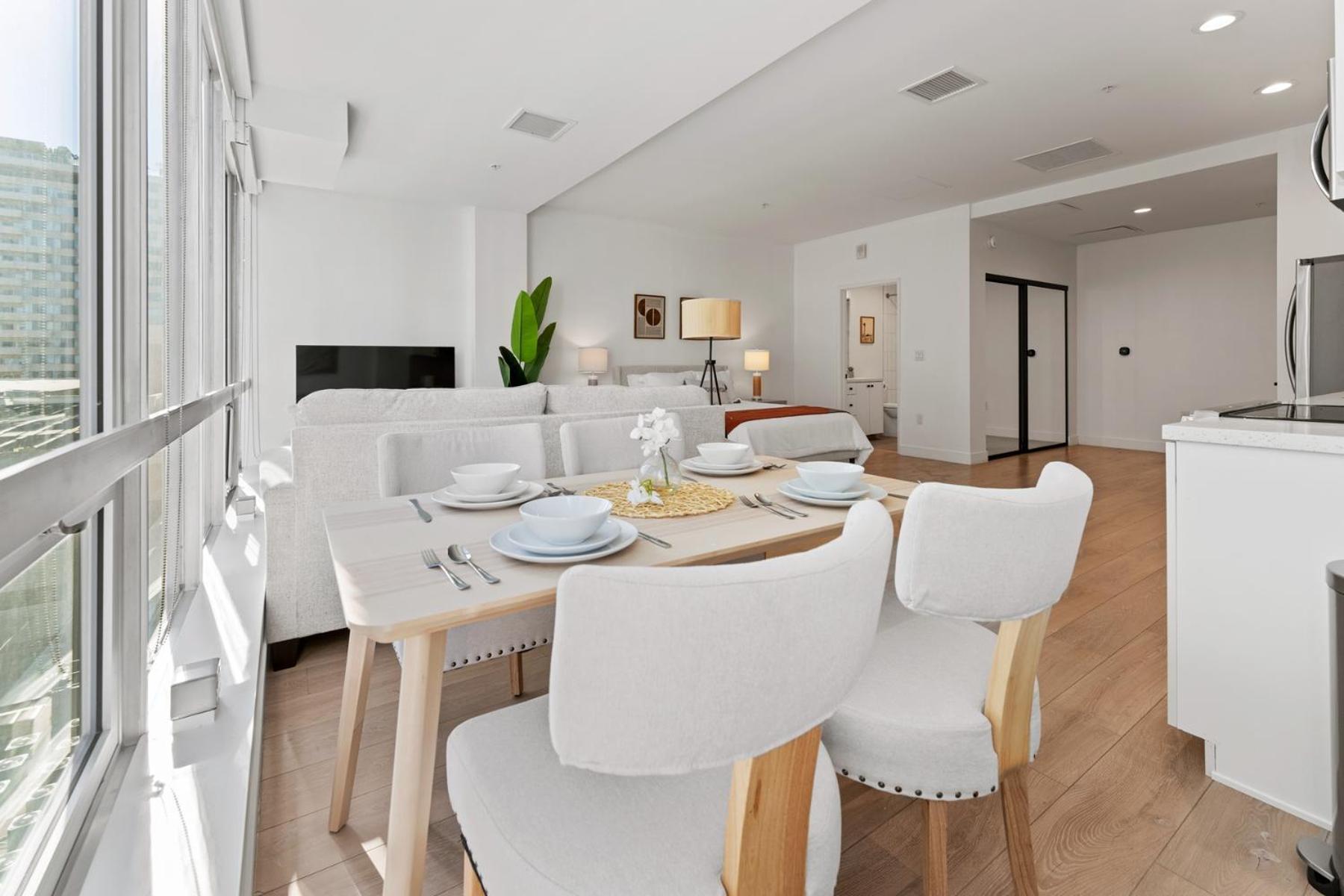 Hotel Stylish Downtown La Getaway - Prime Location On Wilshire Blvd! à Los Angeles Extérieur photo